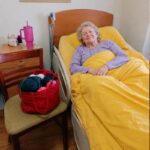 Prepare the baking cream, put it on before bed. Bye bye wrinkles and manc.. see more. To keep getting my recipes, you just have to say something… Thank you!